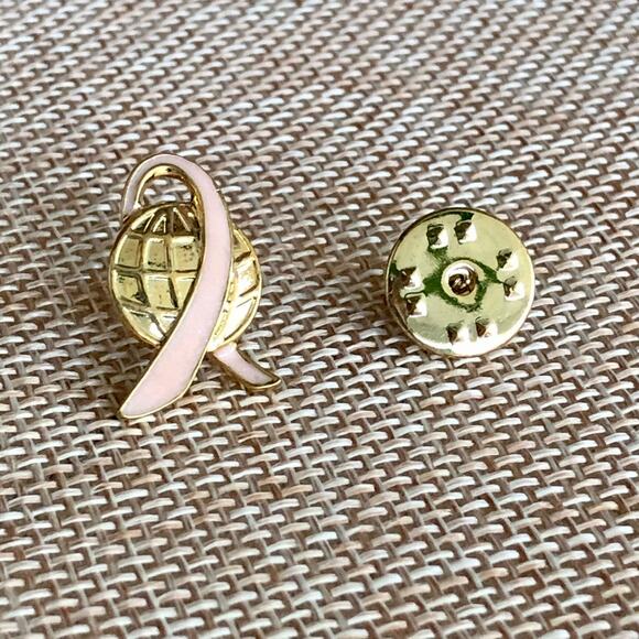 Vintage Avon Walk Around the Work for Breast Cancer Pin - Picture 5 of 16